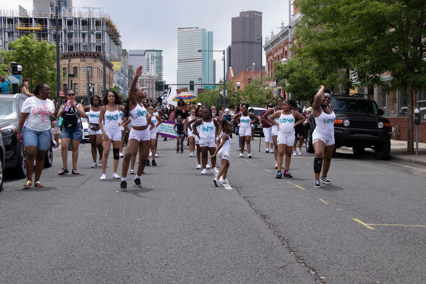 Photos Parade in Five Points